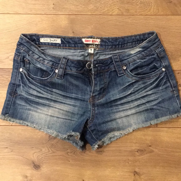 Hot Kiss Pants - Jean Shorts